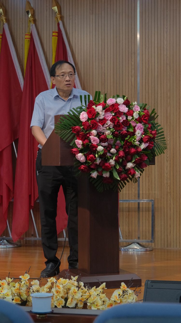 開幕領(lǐng)導(dǎo)發(fā)言2.jpg